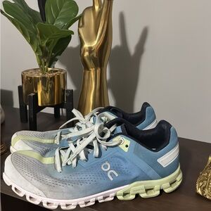 On Running - On Cloud Cloudflow